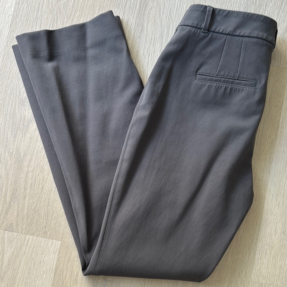 WHBM Women's Classic Gray Pants